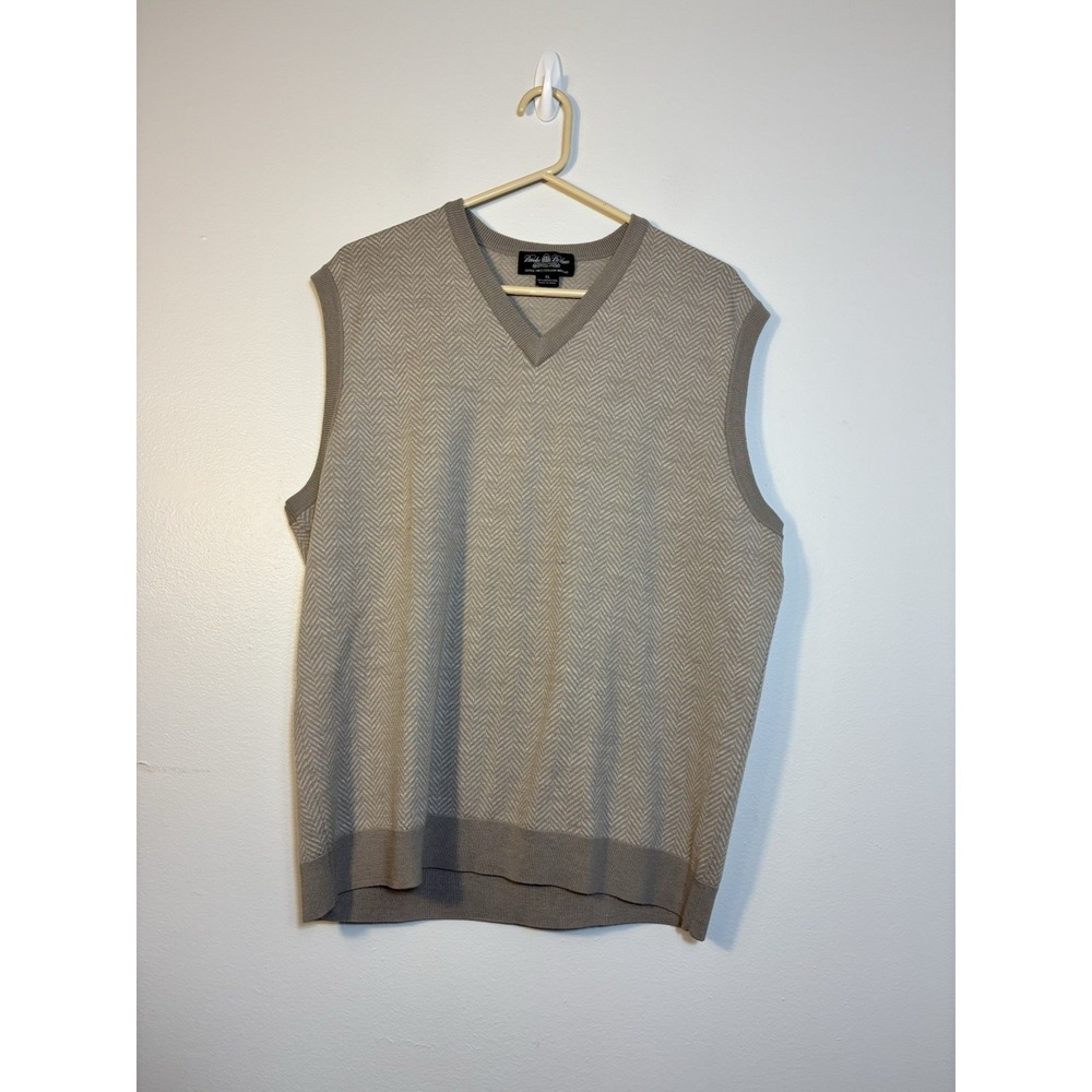 Brooks Bothers Italian Merino Wool Pullover V Neck Mens XL Tan Sleeveless